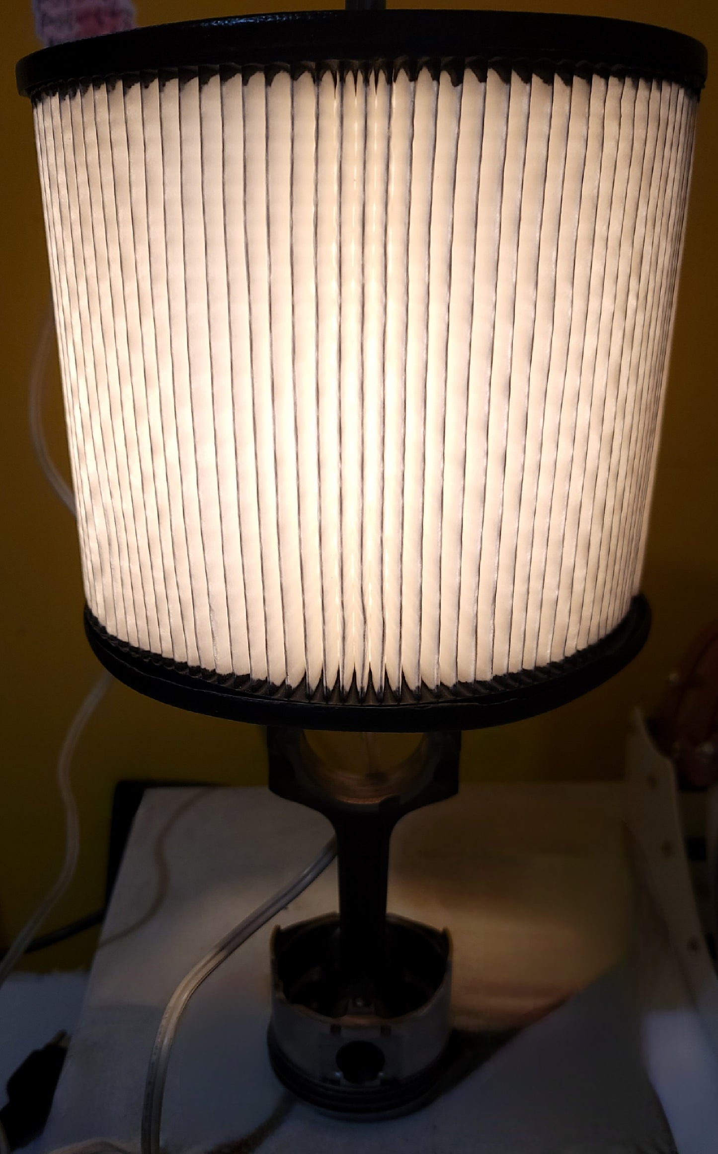Piston lamp